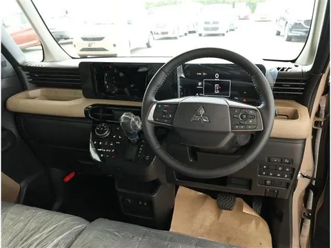 Mitsubishi Delica Mini