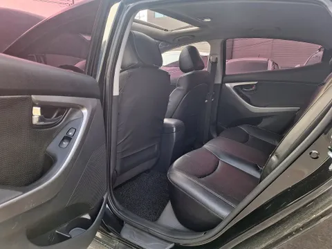 Hyundai Elantra (Avante)