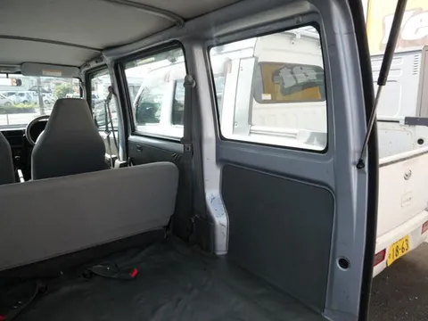 Mitsubishi Minicab Van