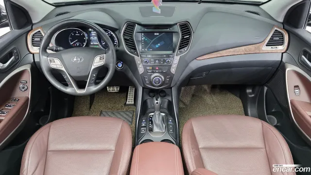 Hyundai Grand Santa Fe (Maxcruz)