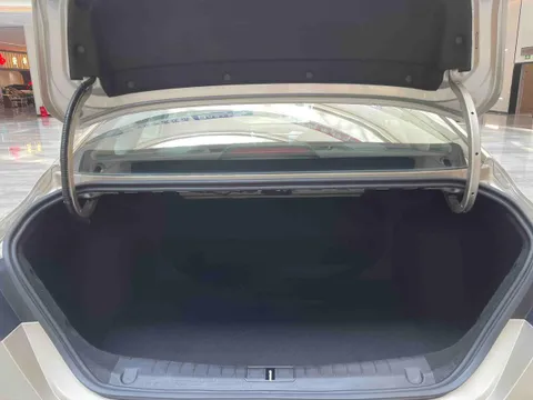 Geely Binrui