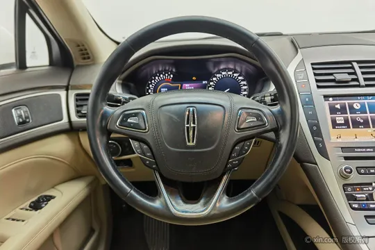 Lincoln MKZ