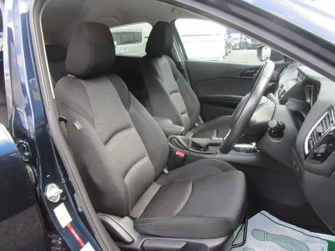 Mazda Axela Sport