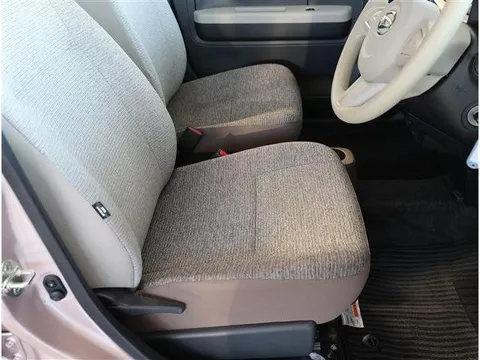 Daihatsu Mira Tocot