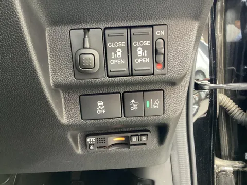 Honda Freed Plus