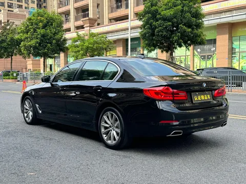 BMW 5-Series