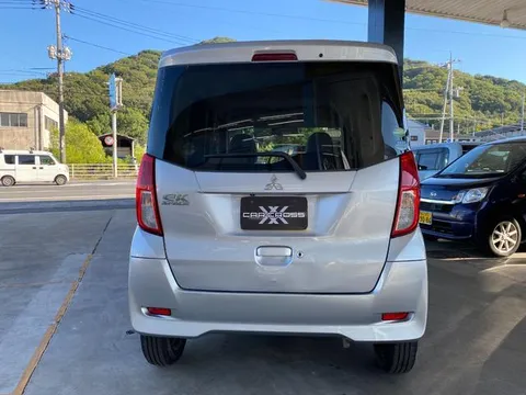 Mitsubishi eK Space