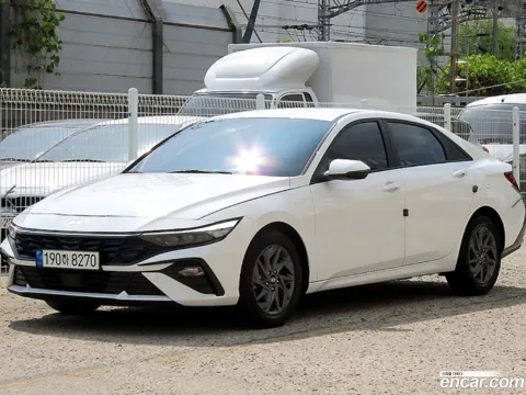 Hyundai Elantra (Avante)