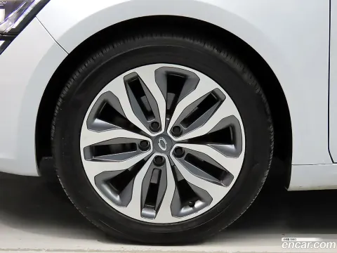 Renault Talisman (SM6)