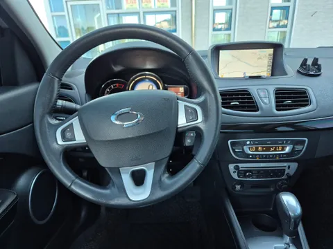 Renault SM3