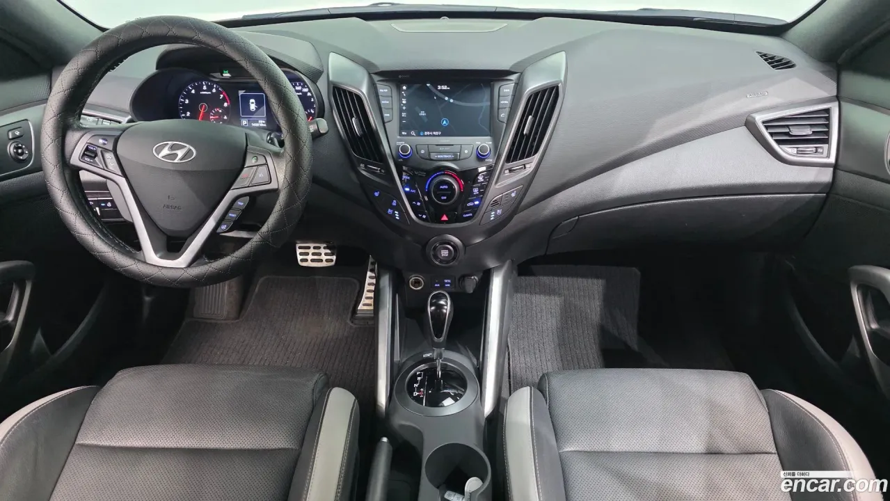 Hyundai Veloster