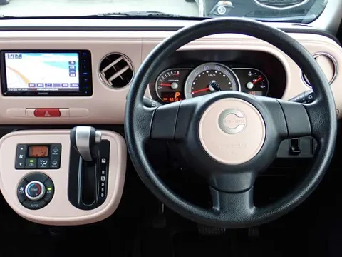 Daihatsu Mira Cocoa