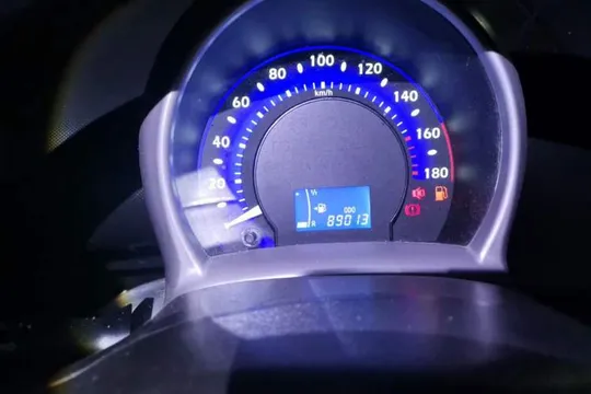 BYD F0