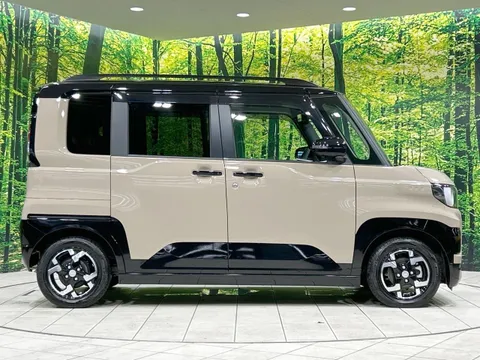 Mitsubishi Delica Mini
