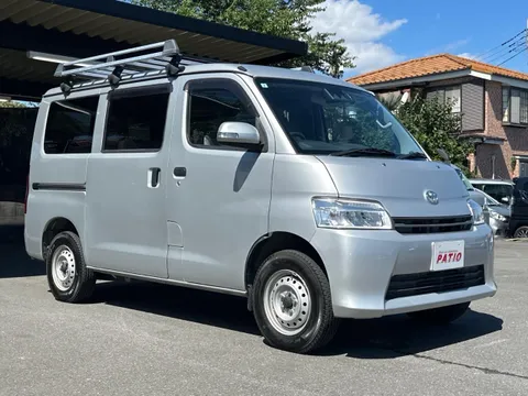 Toyota TownAce Van