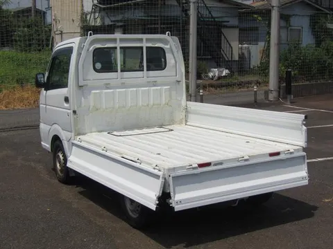 Nissan Clipper Truck