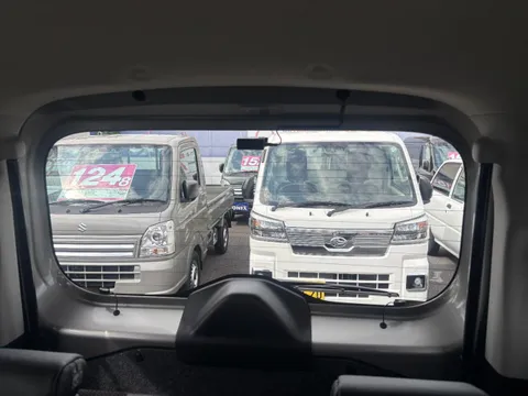 Suzuki Spacia Custom