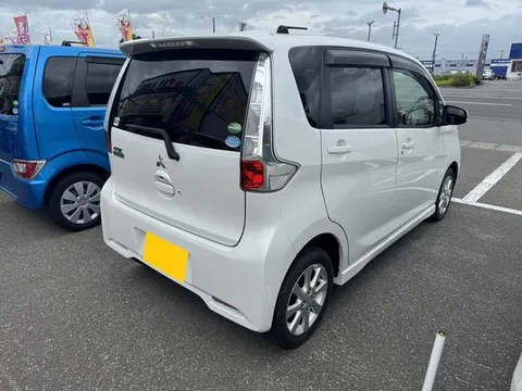 Mitsubishi eK Custom