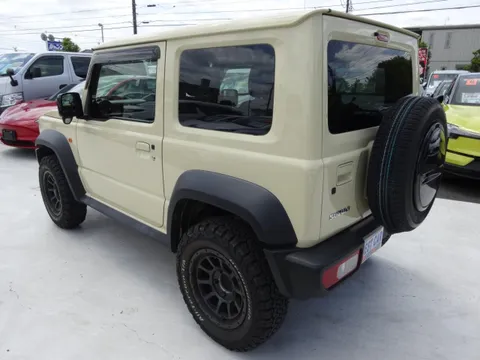 Suzuki Jimny Sierra