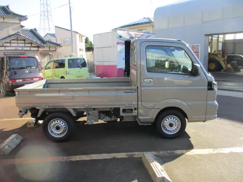 Suzuki Carry Track