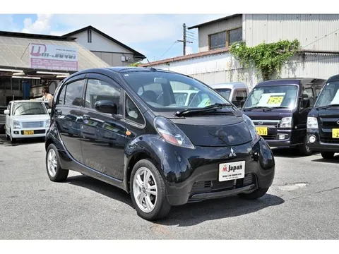 Mitsubishi I