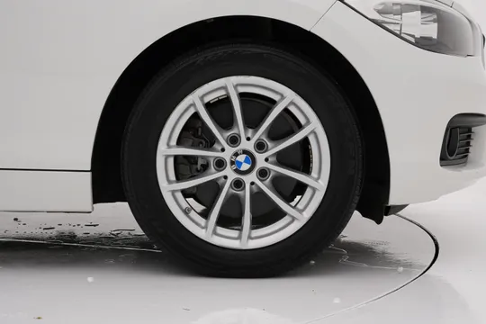 BMW BMW