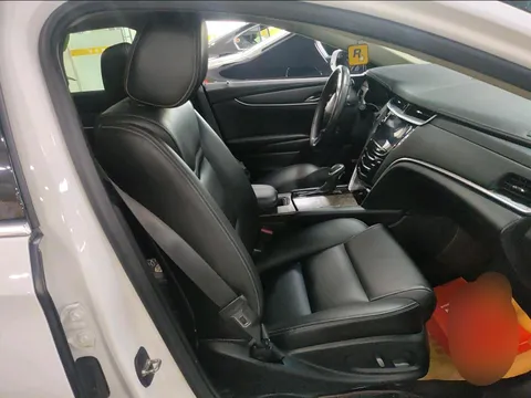 Cadillac XTS
