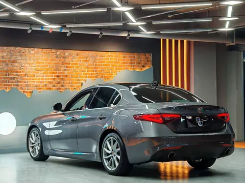 Alfa Romeo Giulia
