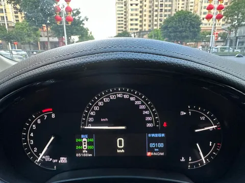 Cadillac XTS