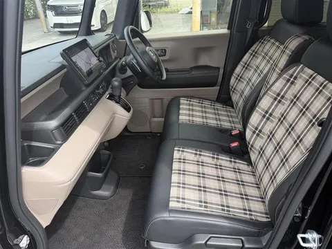 Honda N-BOX Joy