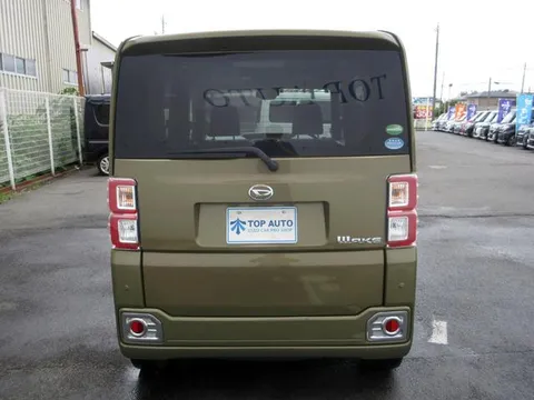 Daihatsu Wake