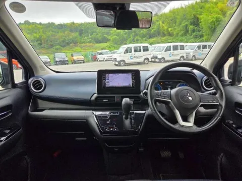 Mitsubishi eK X