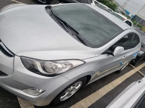 Hyundai Elantra (Avante)