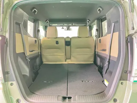 Honda N-BOX Slash