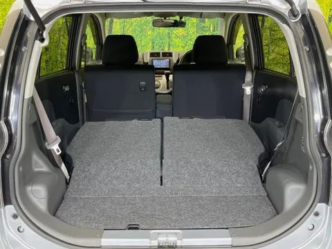 Daihatsu Mira Custom