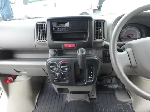 Nissan Clipper
