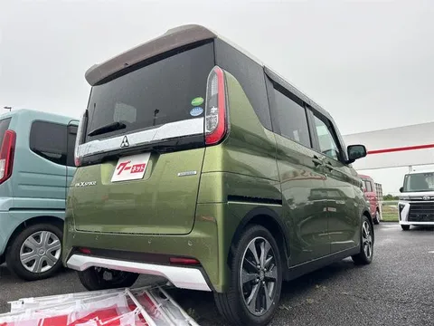 Mitsubishi eK X Space