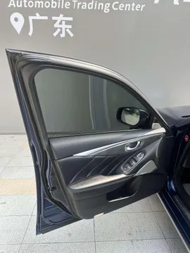 Infiniti Q50L