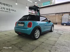 MINI Cooper Convertible