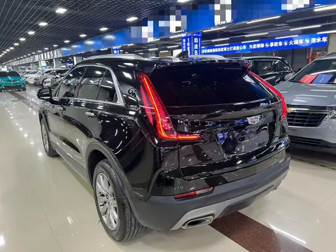 Cadillac XT4