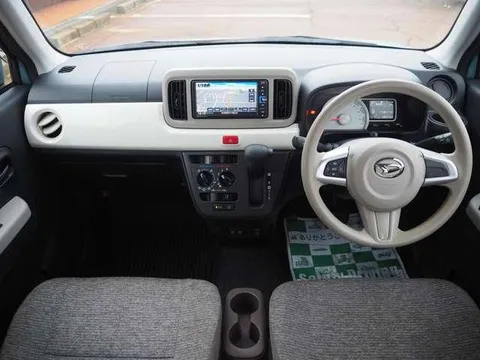 Daihatsu Mira Tocot