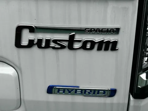 Suzuki Spacia Custom