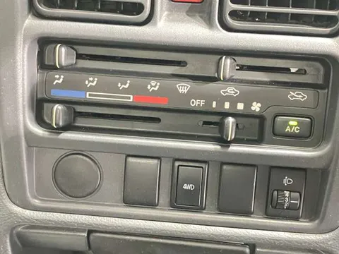 Nissan Clipper Truck
