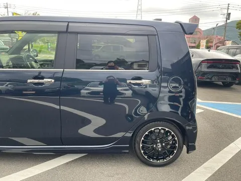 Honda N-WGN Custom