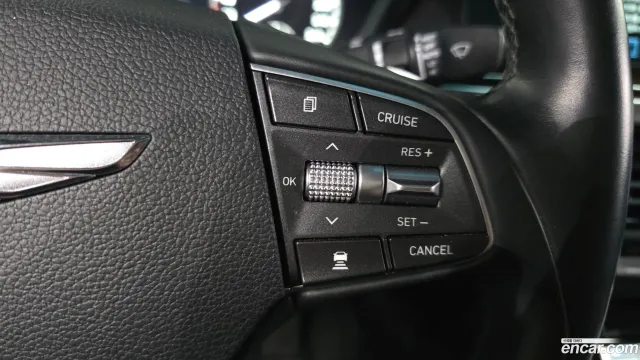 Genesis G90 (EQ900)