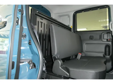 Suzuki Spacia Base