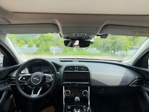 Jaguar XEL