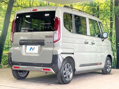 Suzuki Spacia Gear