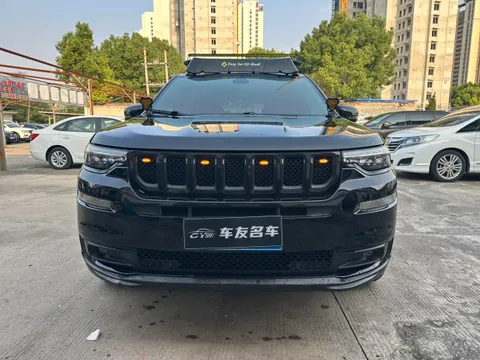 Jeep Grand Commander