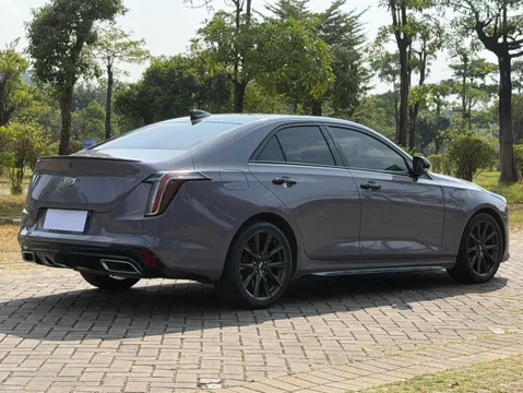 Cadillac CT4